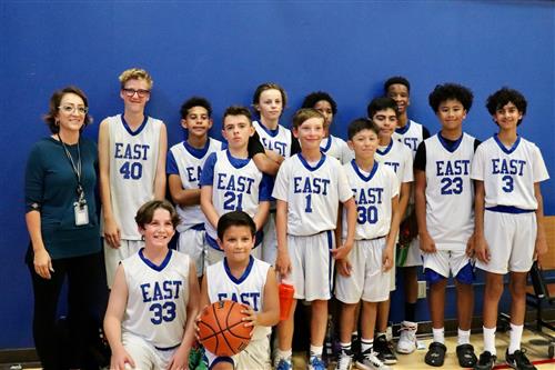 2022-23 Boys basketball team